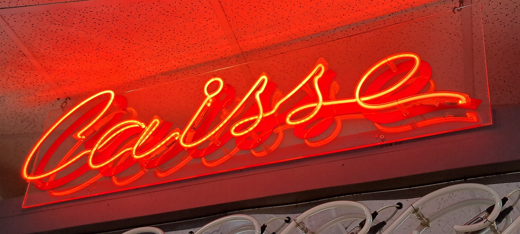 Néon rouge Caisse