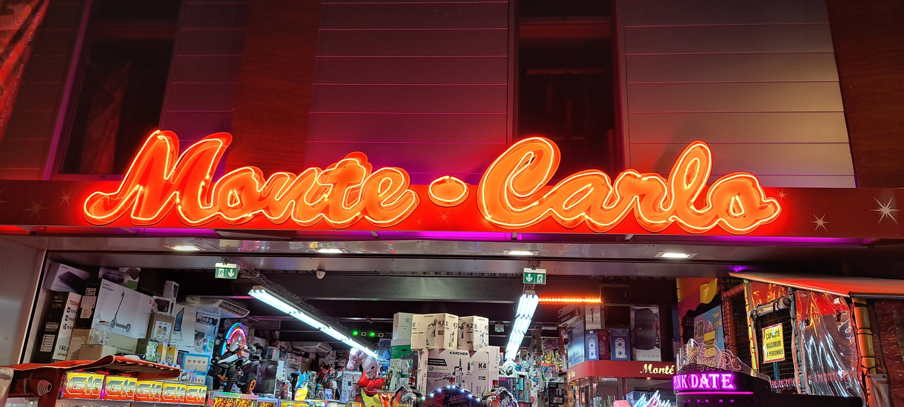 Enseigne néon Monte Carlo